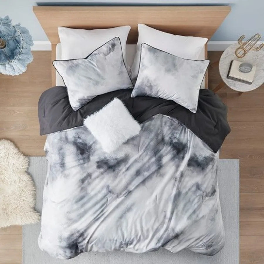 Watercolor Tie-Dye Comforter Set – Soft Bedding with Throw Pillow