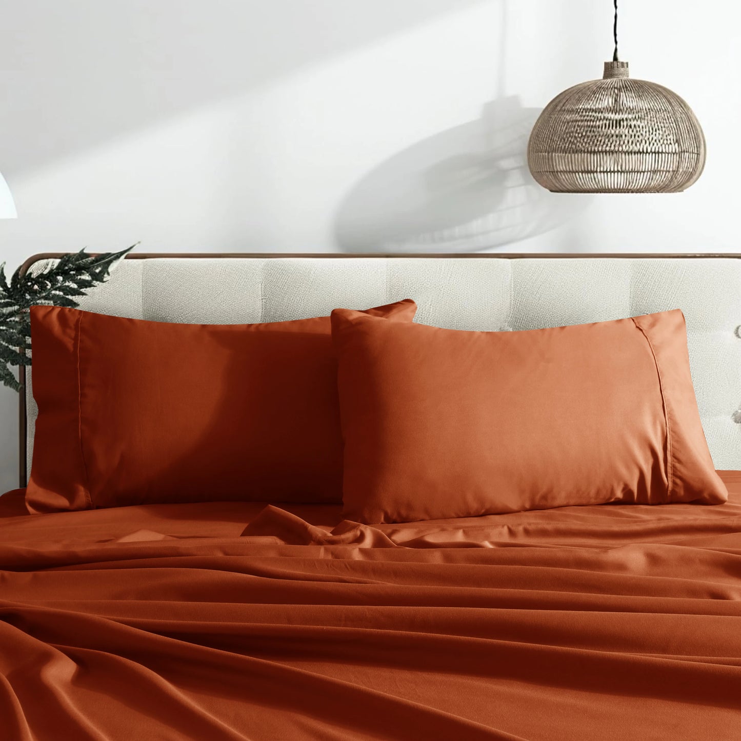 Luxury 4-Piece Microfiber Bed Sheet Set – Ultra Soft, Hotel-Quality Sheets with Fitted Sheet, Flat Sheet & Pillowcases