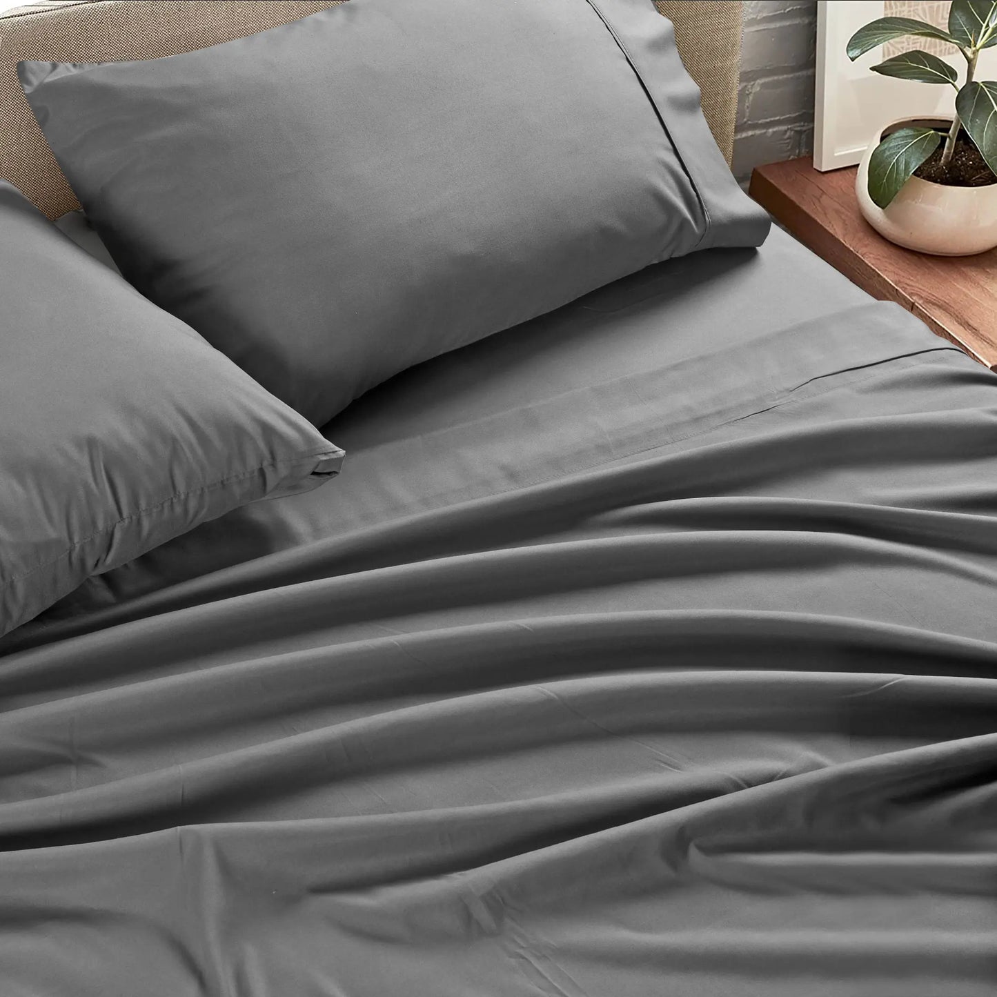 Luxury 4-Piece Microfiber Bed Sheet Set – Ultra Soft, Hotel-Quality Sheets with Fitted Sheet, Flat Sheet & Pillowcases