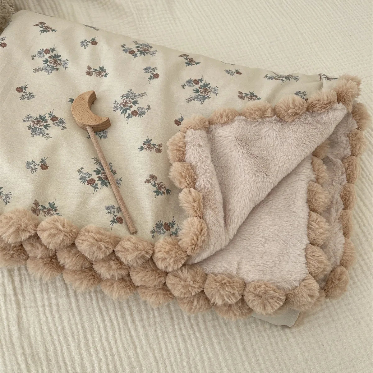 Floral Wool Baby Blanket – Soft & Warm for Winter