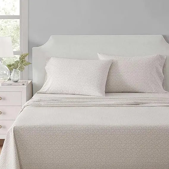 Martha Stewart Home 100% Cotton Percale Sheet Set – Queen Size (Leaves Beige)