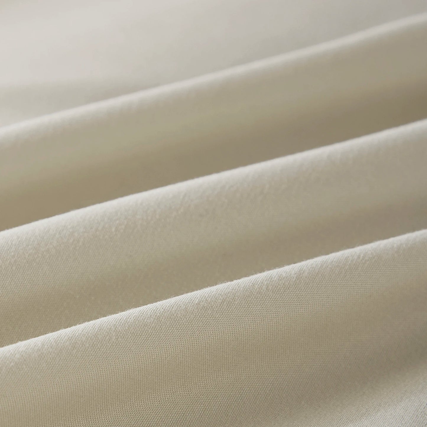 Soft Microfiber Comforter Set – Lightweight, Durable & Stylish Bedding for All Seasons