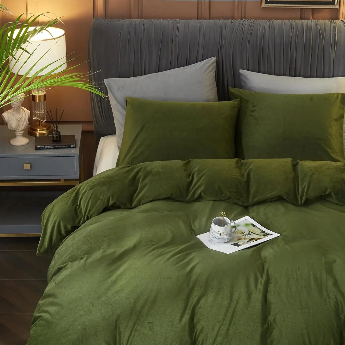 Sage Green Velvet Queen Duvet Cover Set – 3-Piece Ultra-Soft Flannel Velour Bedding