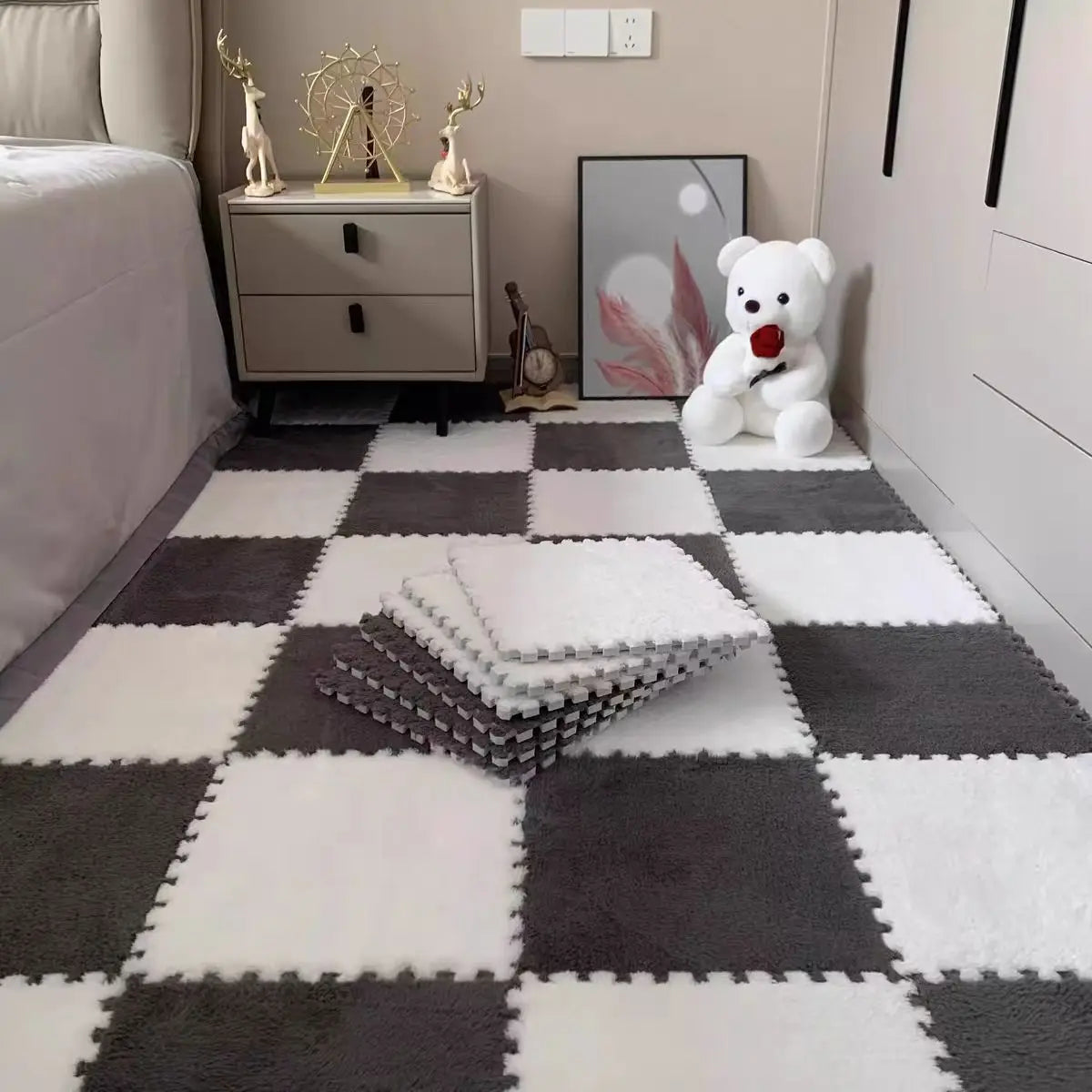 30×30CM Soft Plush Kids Carpet – 10PCS Interlocking Foam Play Mat Tiles for Children