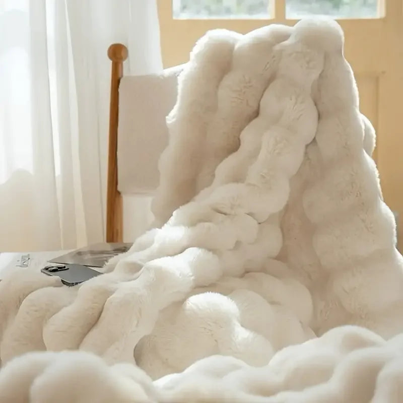Soft Knit Throw Blanket – Lightweight 100% Polyester Bed & Sofa Blanket