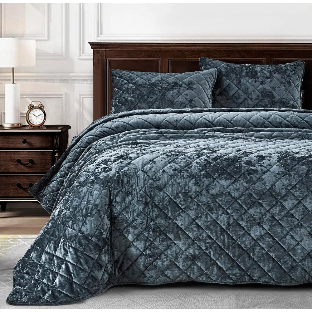 Luxury Storm Blue Velvet Comforter Set – Queen, 3-Piece, Geometric, All-Season