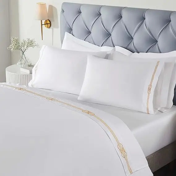 Luxury Cotton Bed Sheet Set – Queen Size, White & Gold Sateen