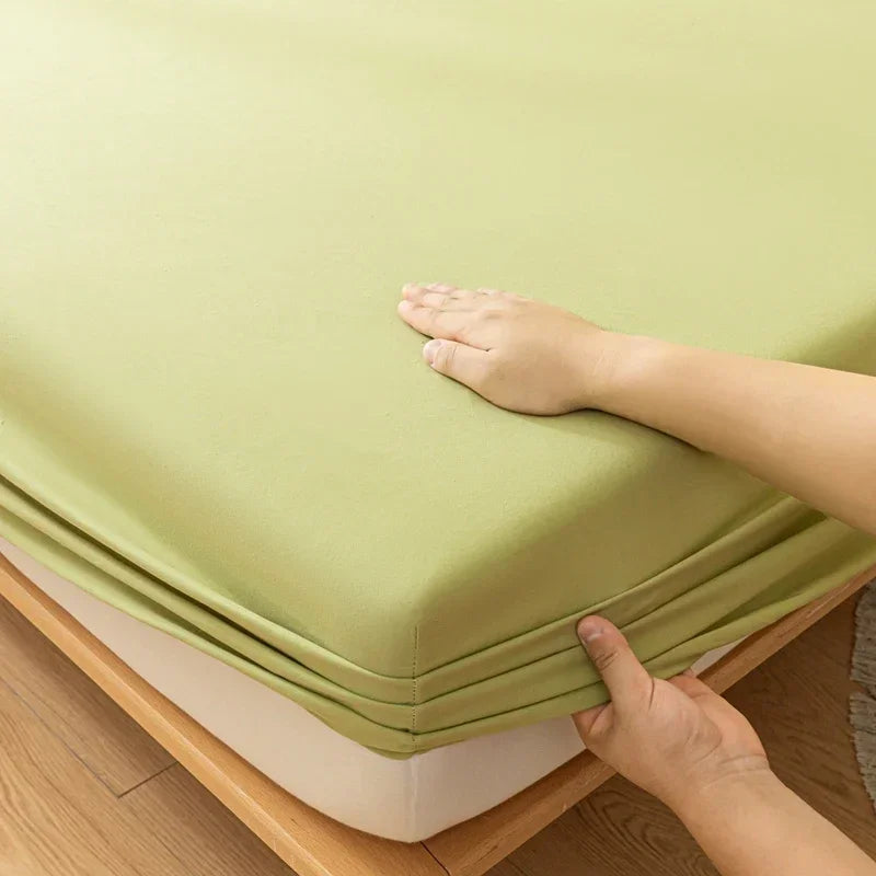 Premium 100% Polyester Microfiber Fitted Sheet | Ultra Soft, Durable & Easy Care Bedding