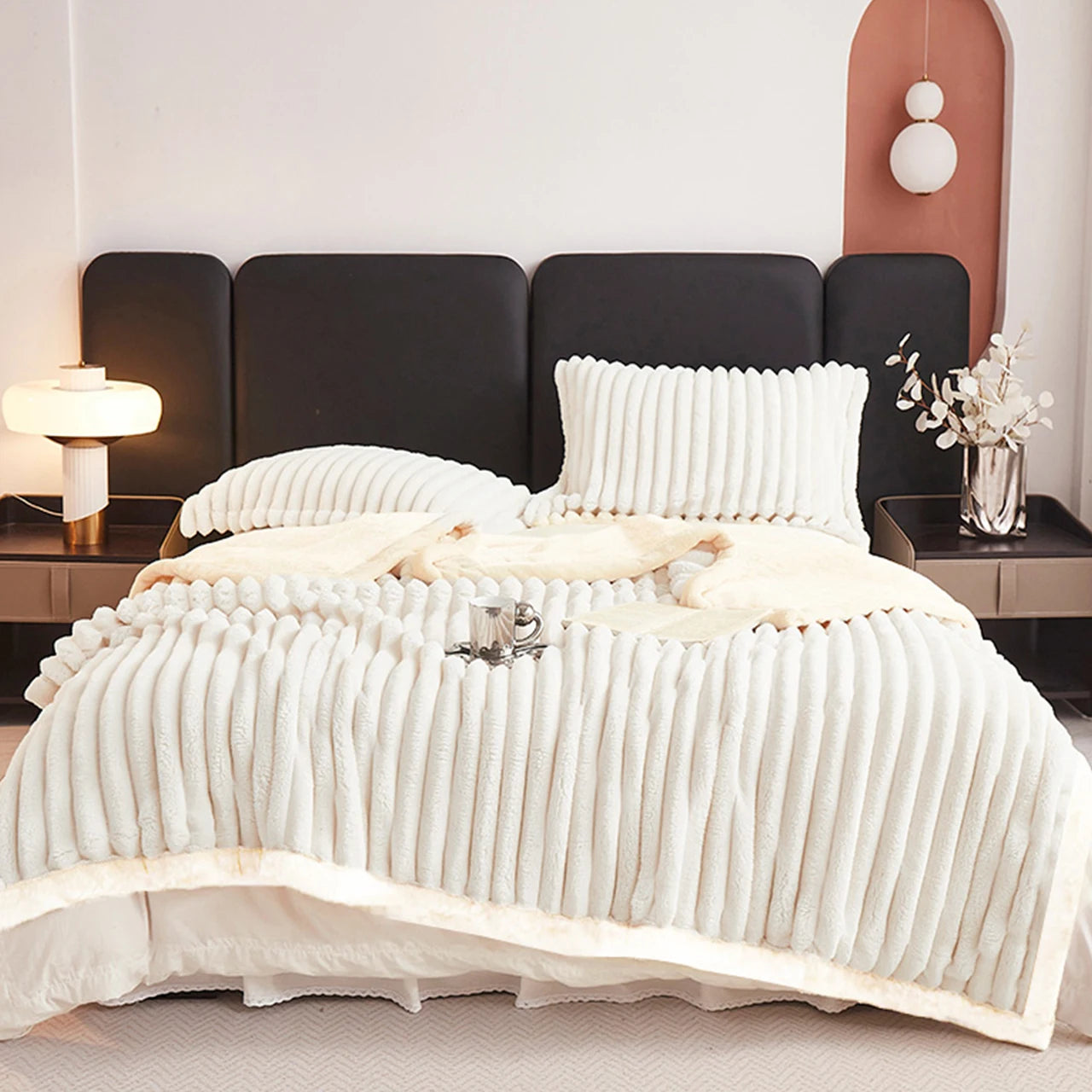 💤 Luxury Weighted Fleece Blanket 8lbs | Ultra Soft 600GSM Plush Throw for Bed, Sofa & Travel – All-Season Comfort Blanket