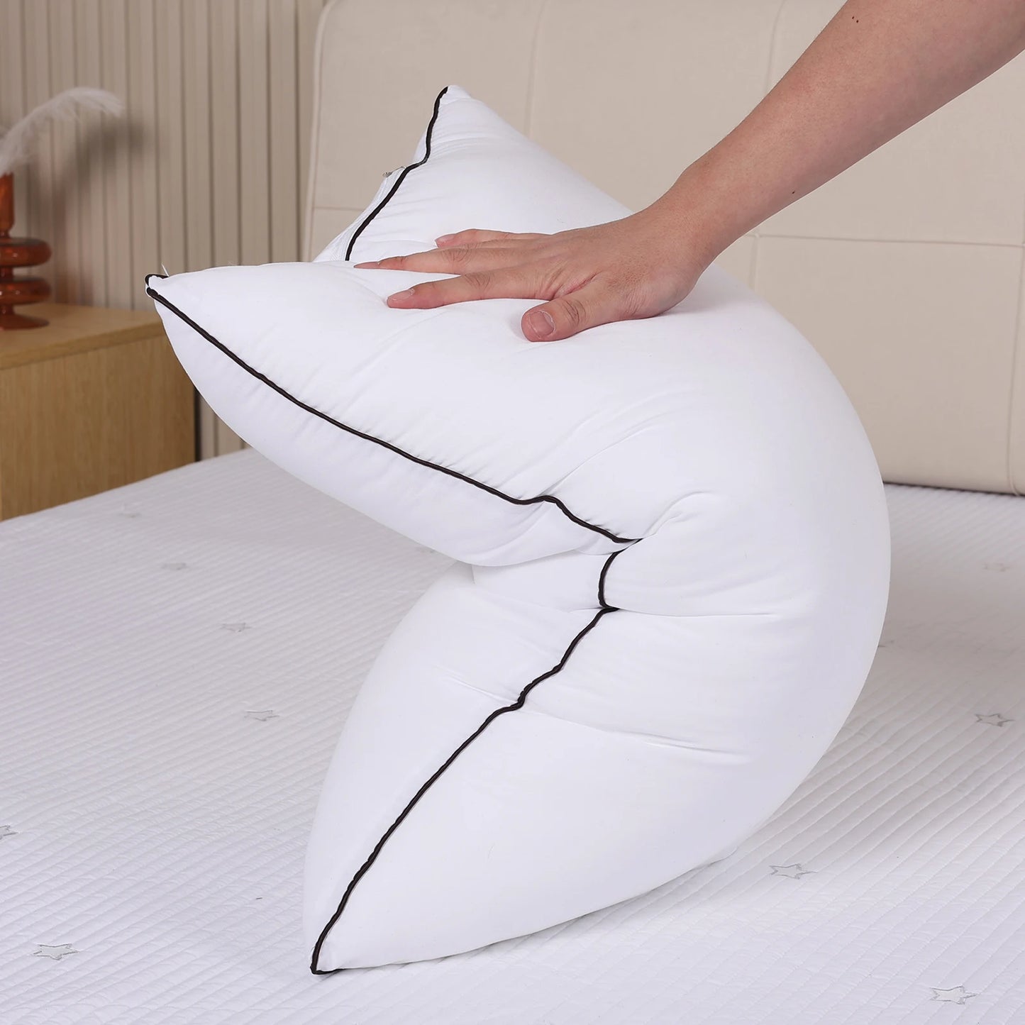 Luxury Hotel Pillow – High Loft, Neck Support, All-Season Comfort