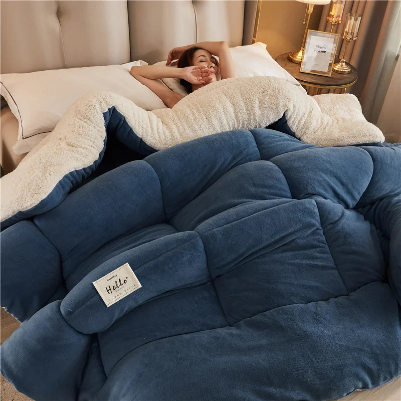 Warm Premium Flannel Fleece Comforter – Soft & Cozy for Fall and Winter