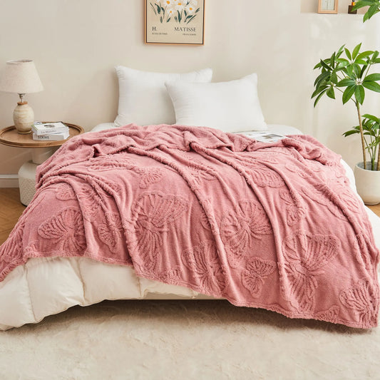 🪶 Soft Knitted Polyester Blanket | Lightweight All-Season Throw for Bed, Sofa & Travel – 200TC Comfort Weave