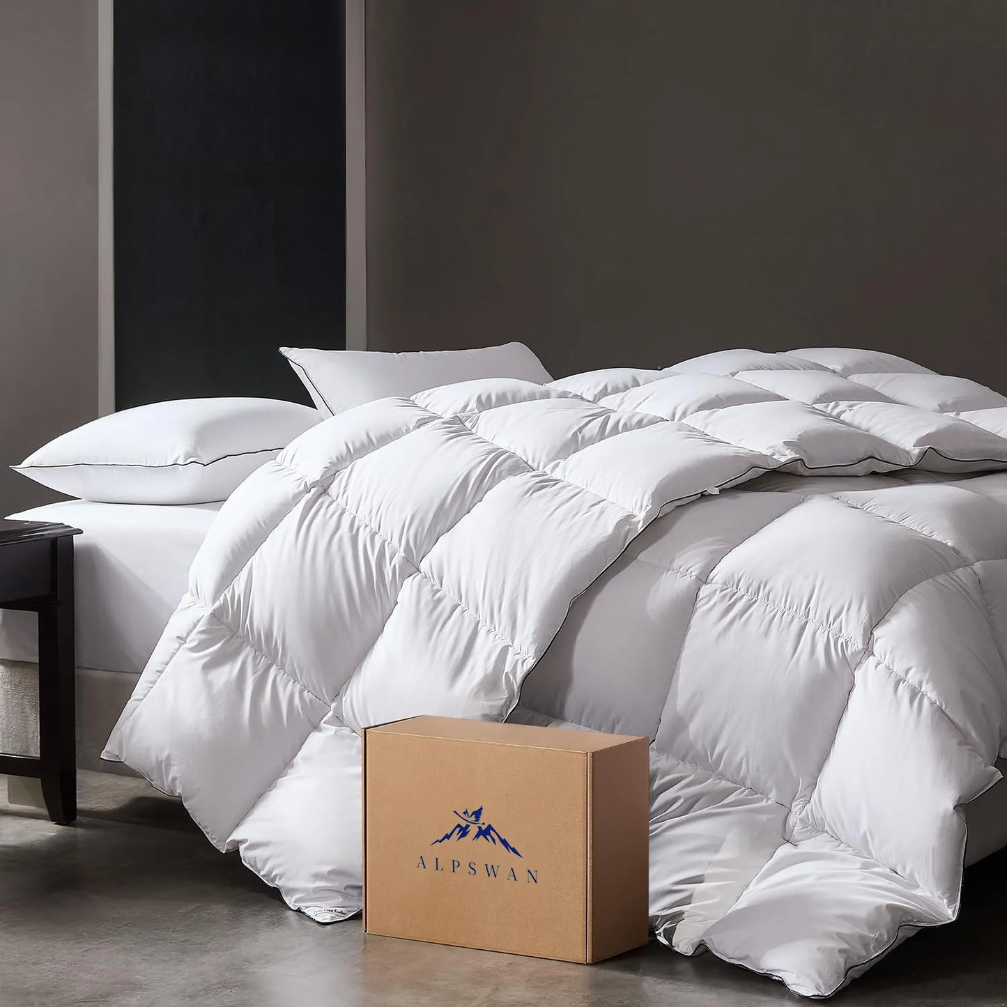 Goose Feather & Down Comforter – Soft, Fluffy Cotton-Blend Duvet Insert for All-Season Luxury