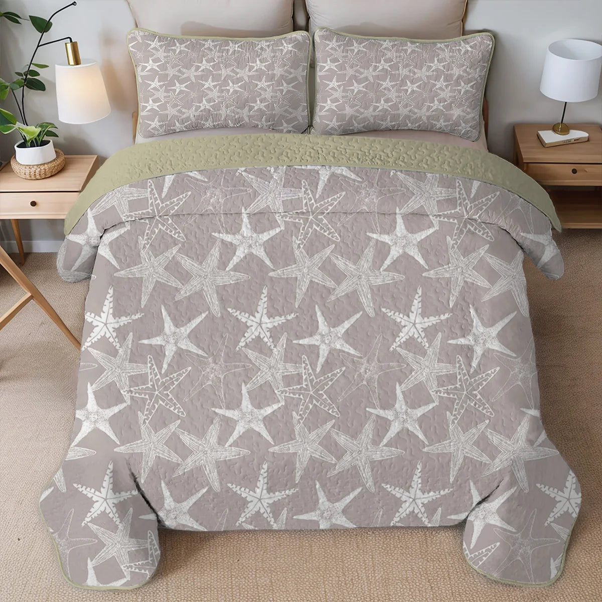 Chic Stars Printed Comforter Set – Cal King, Durable & Breathable, Summer Bedding