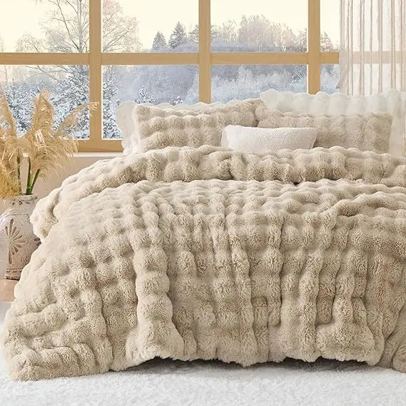 King Size Light Beige Faux Fur Fluffy Comforter Set – Plush Shaggy Bubble Bedding