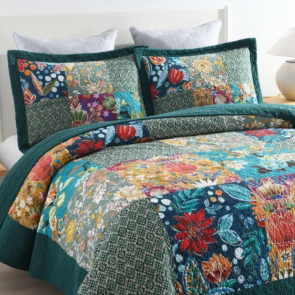 Cotton Quilted Bedspread Set – Reversible Patchwork Floral Design in Turquoise, King Size