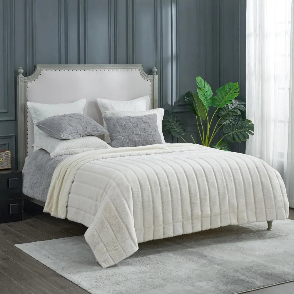 Beige Faux Fur Throw Blanket – Plush, Warm, and Stylish, 90x90 Inches