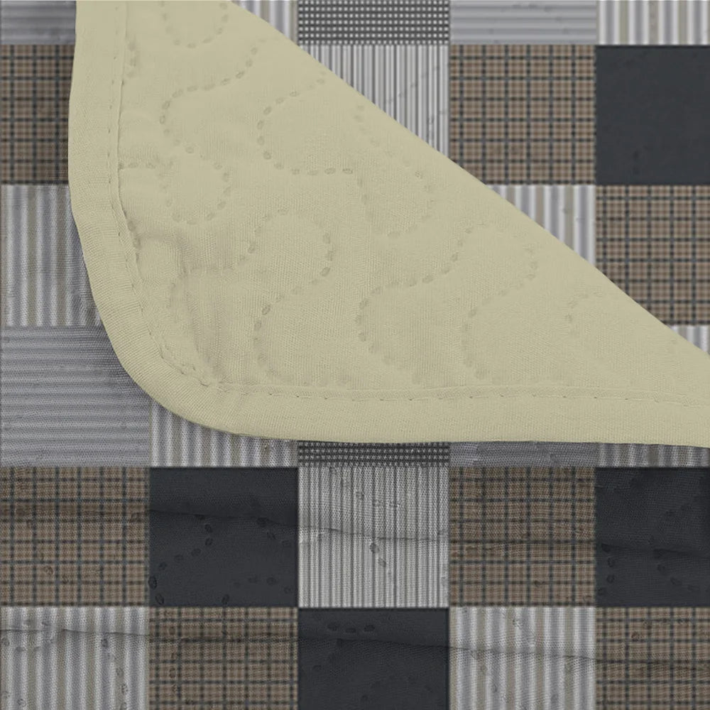 Geometric Grid Quilt Set – Lightweight Summer Bedding