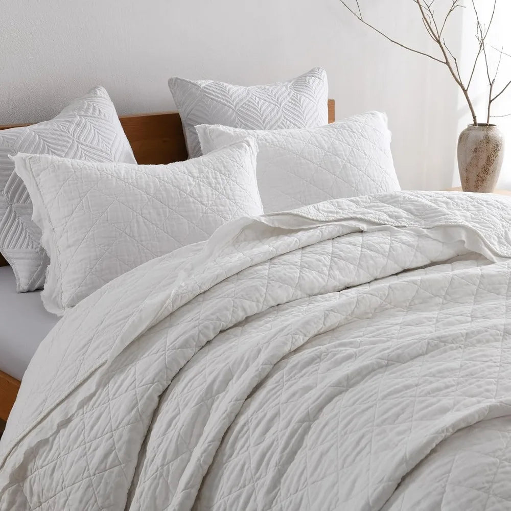 King Size Linen-Cotton Quilt Set – Pre-Washed White, Diamond Stitch Pattern, Pillow Shams Included