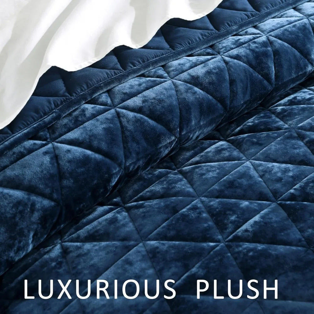 Luxurious Navy Blue Velvet Quilt Set – Plush, Lightweight & All-Season Comfort