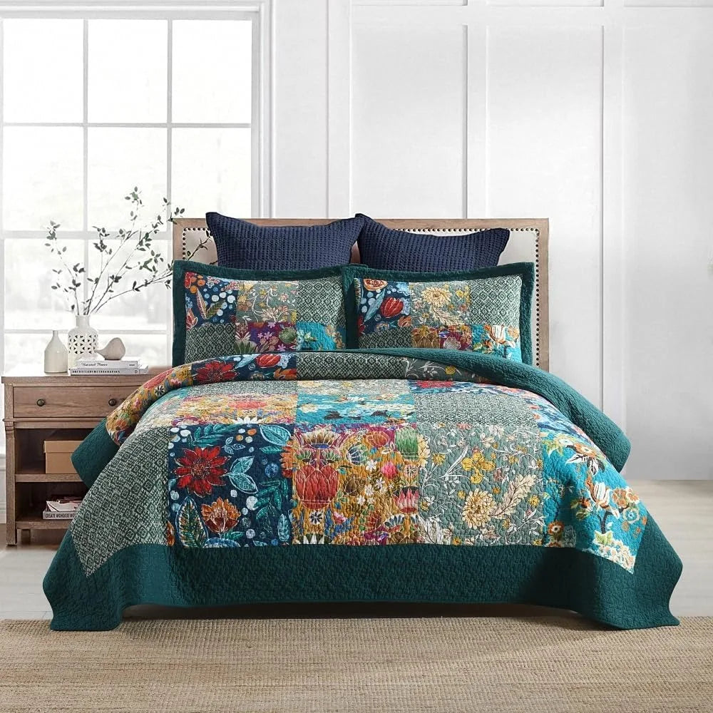 Cotton Quilted Bedspread Set – Reversible Patchwork Floral Design in Turquoise, King Size