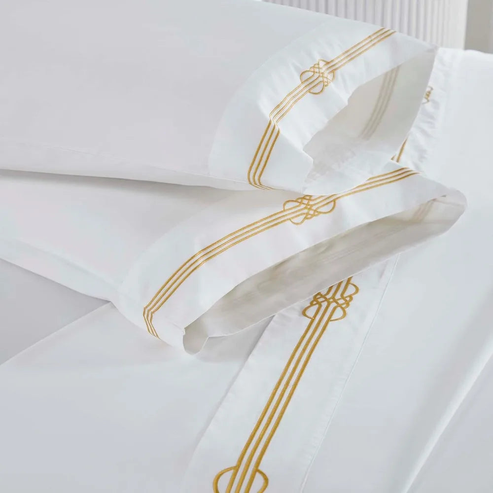 Luxury Cotton Bed Sheet Set – Queen Size, White & Gold Sateen