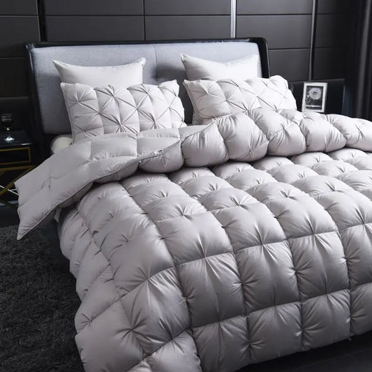 White Goose Down Duvet – Thick 3D Pinch-Pleated Comforter