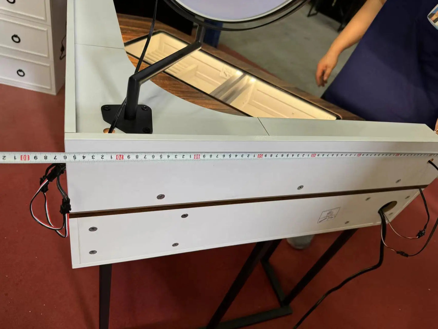 Corner Vanity Desk with Mirror & Lights – Modern Makeup Station