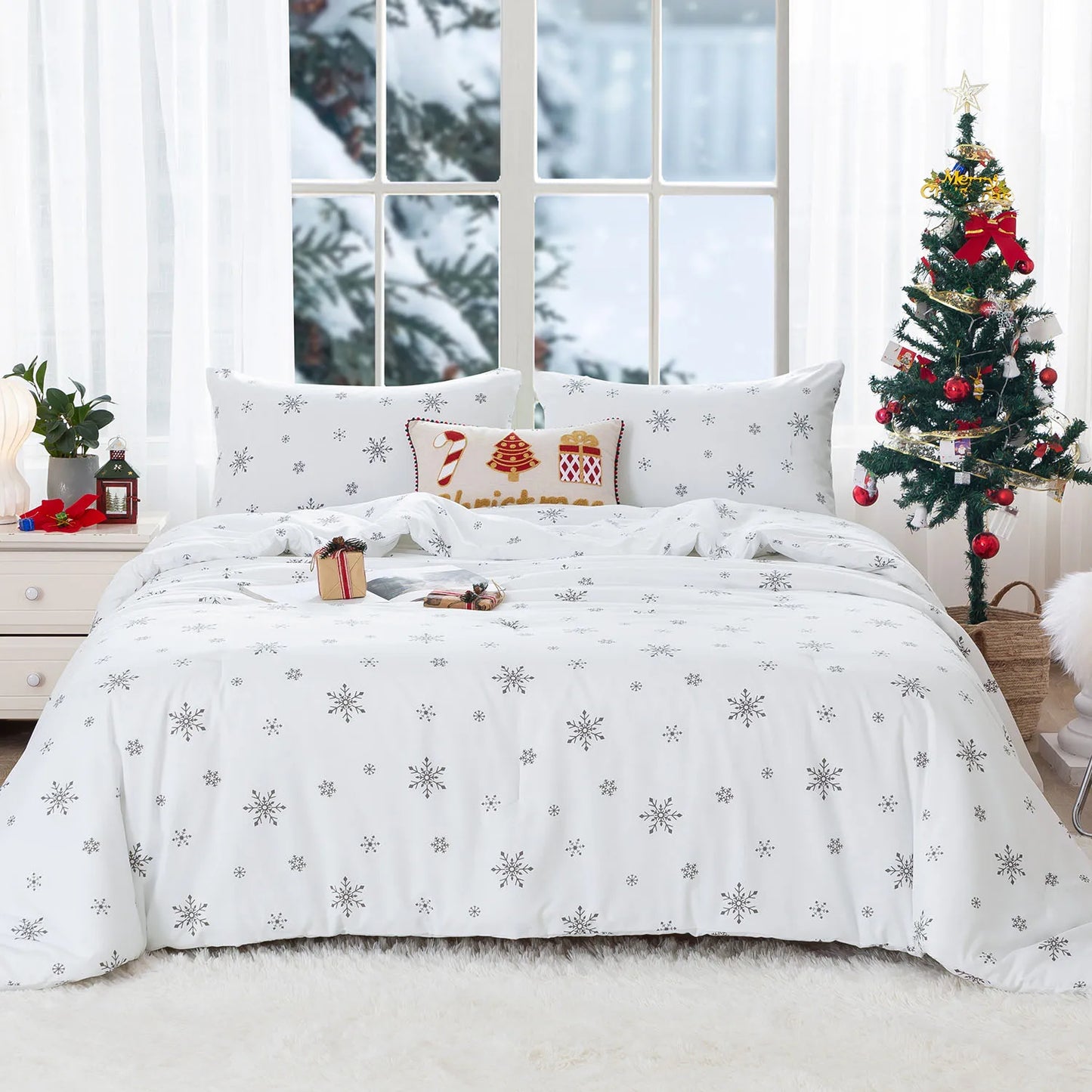 Soft Polycotton Christmas Comforter Set – Christmas Tree & Snowflake