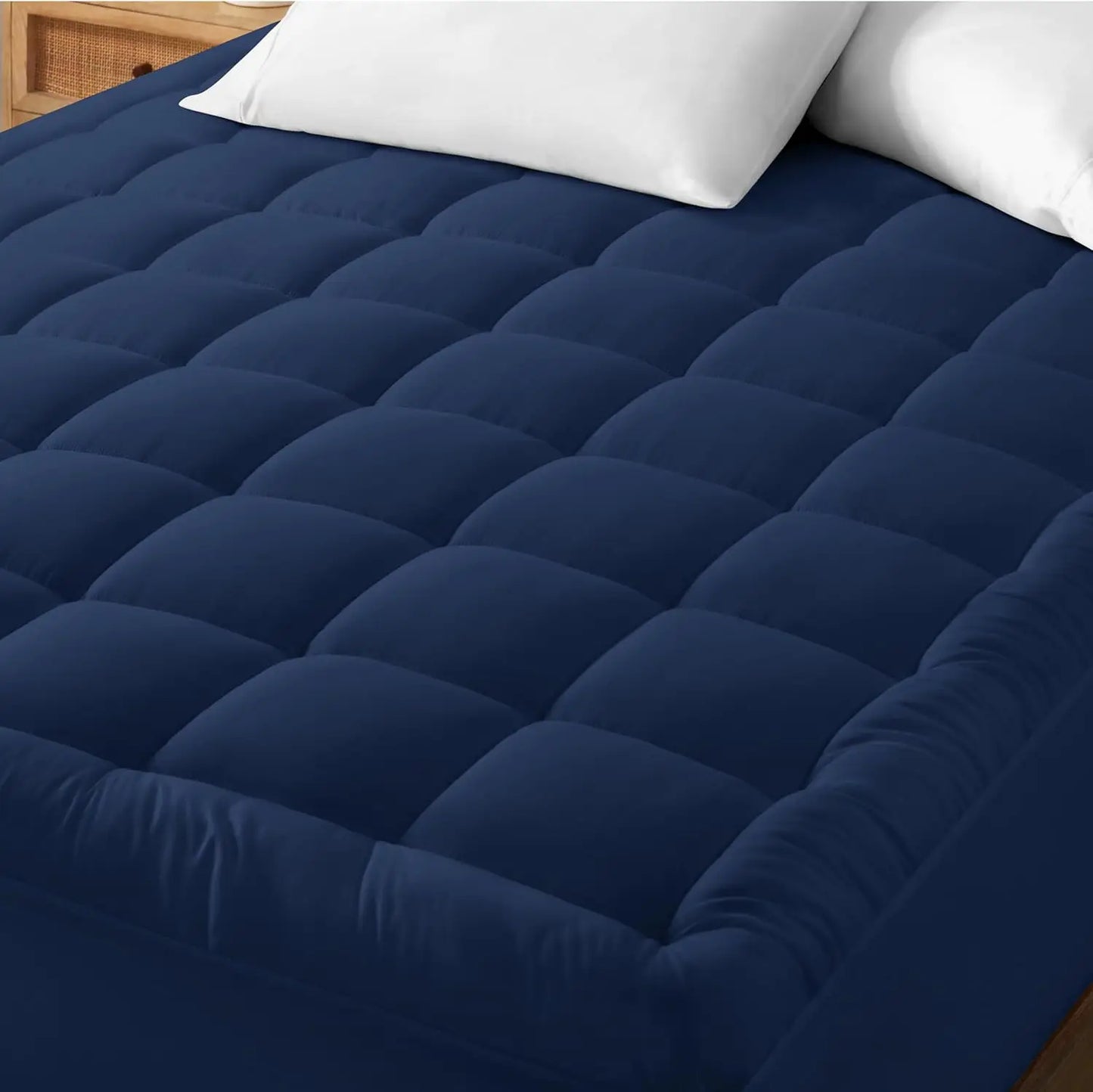 Luxury Mattress Topper – Quilted Cooling Bed Pad with Down Alternative Fill & Ergonomic Support