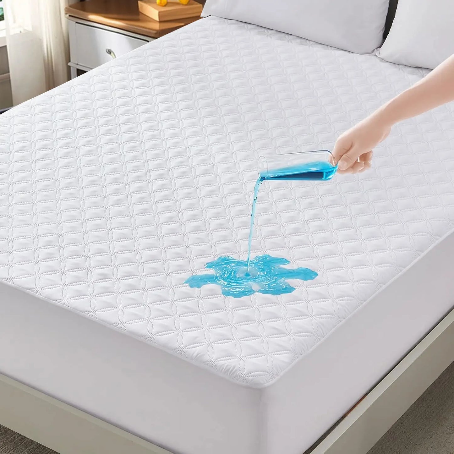 Waterproof Mattress Protector Soft Breathable Noiseless Deep Pocket Dirt-Proof Washable