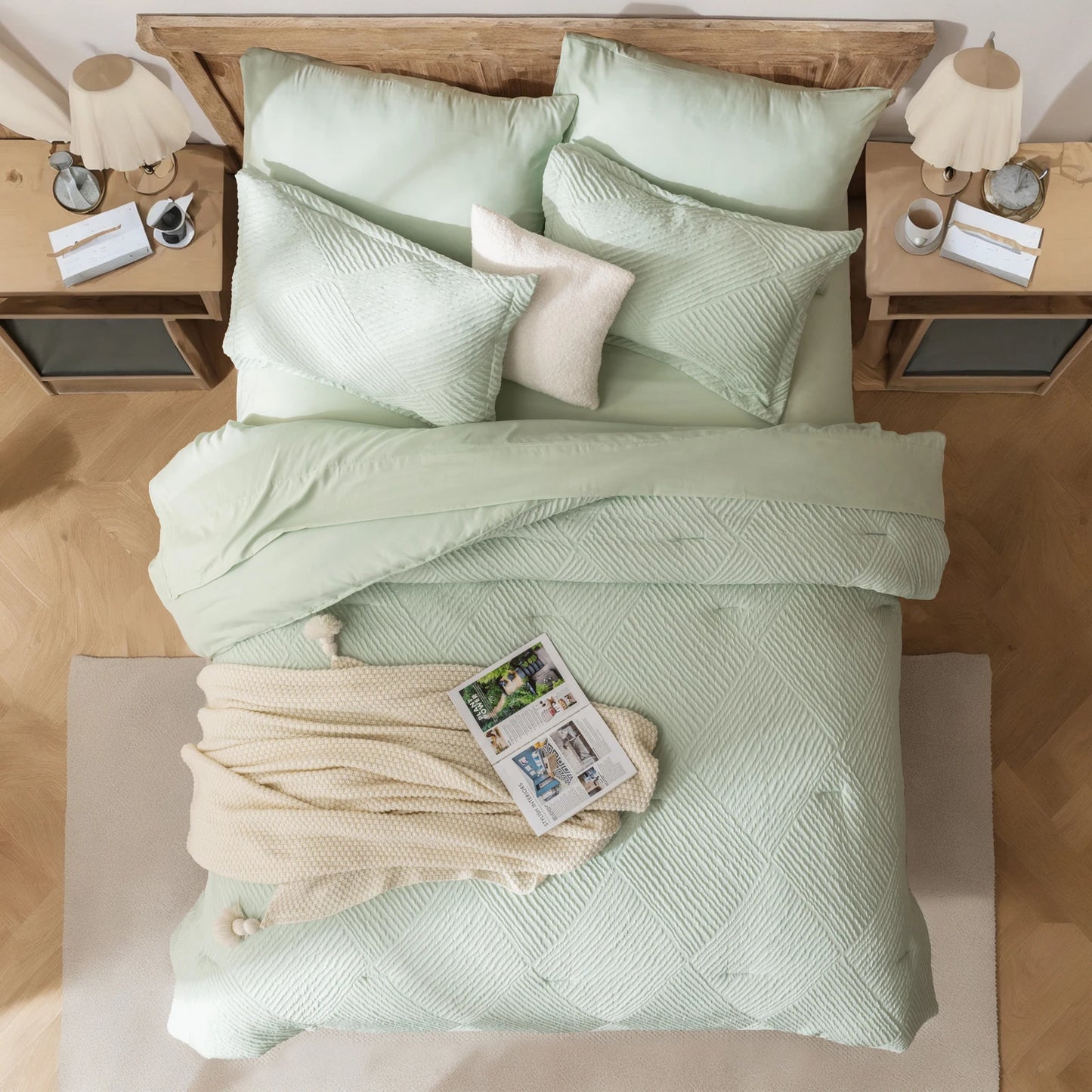 Luxury Striped Checkered 7-Piece Bedding Set – Ultra-Soft Microfiber Comforter Set