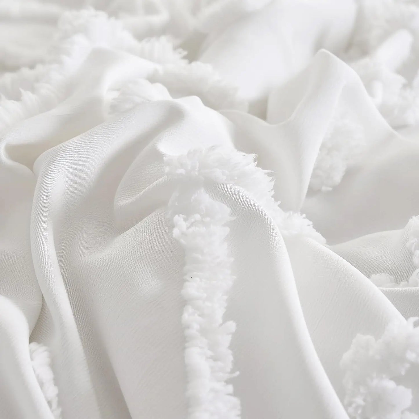 Tufted Boho Comforter Set – Farmhouse Shabby Chic Embroidery, Queen & King