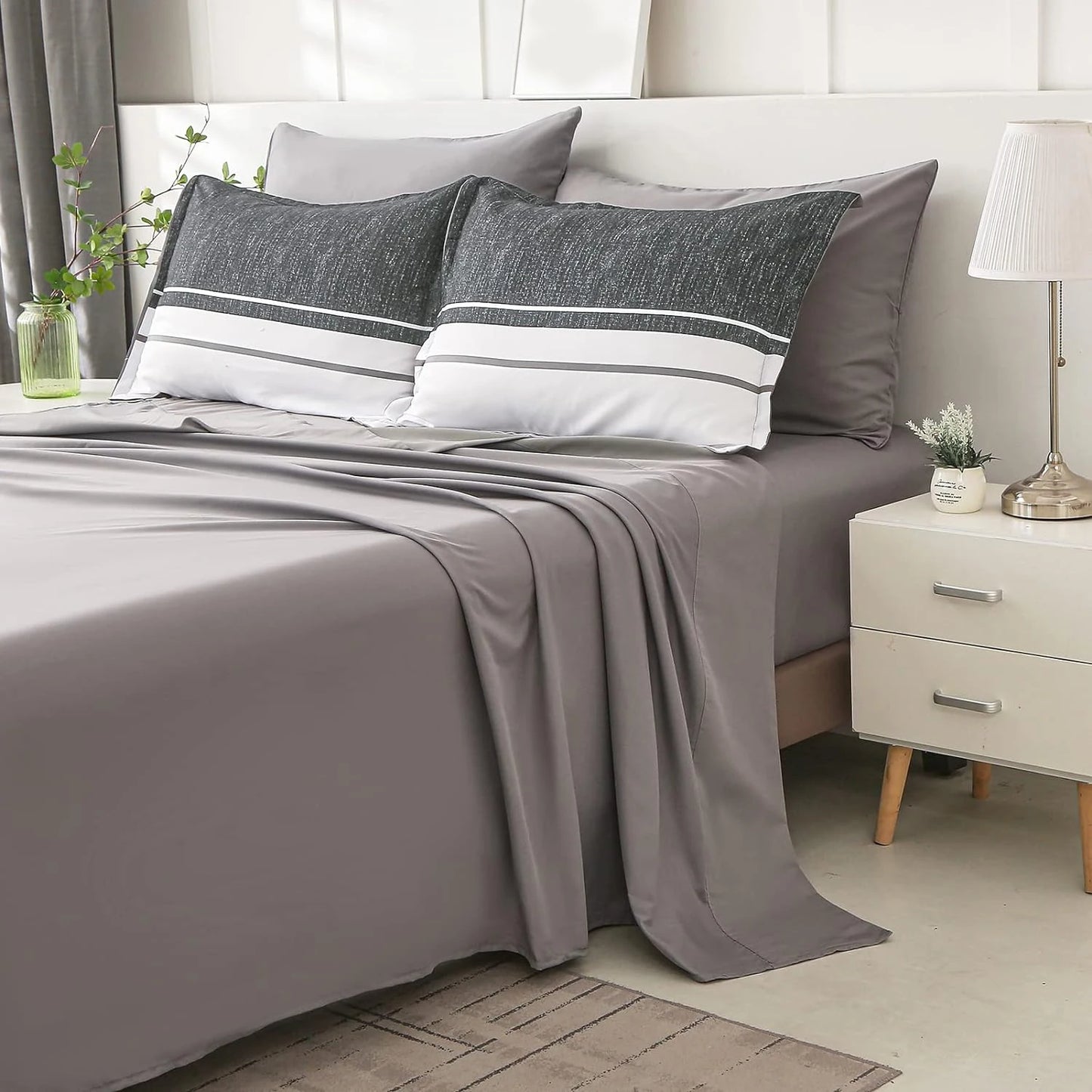 7-Piece Striped Bedding Set – Comforter, Sheets, Pillowcases & Shams