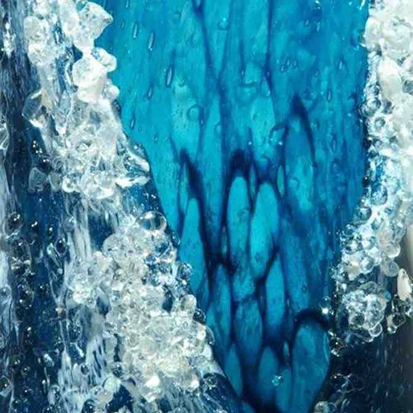 Sea Wave Resin Vase – Blue Wavy Decorative Vase for Living Room, Office, or Coffee Shop