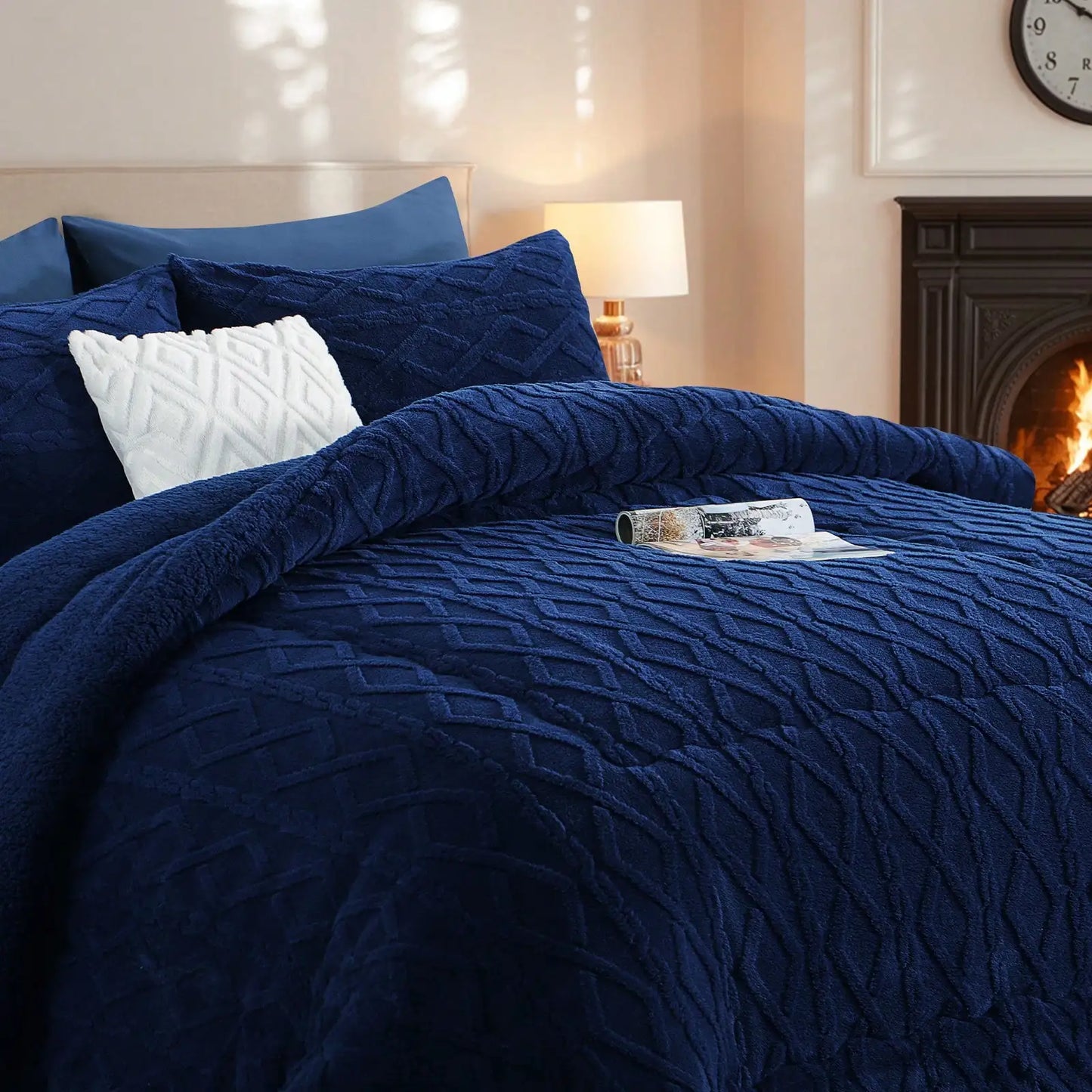 Thick Ultra-Soft Taffeta Comforter – Navy Blue  Warm & Cozy Winter Quilt | Double-Sided Velvet & Plush Blanket | Washable