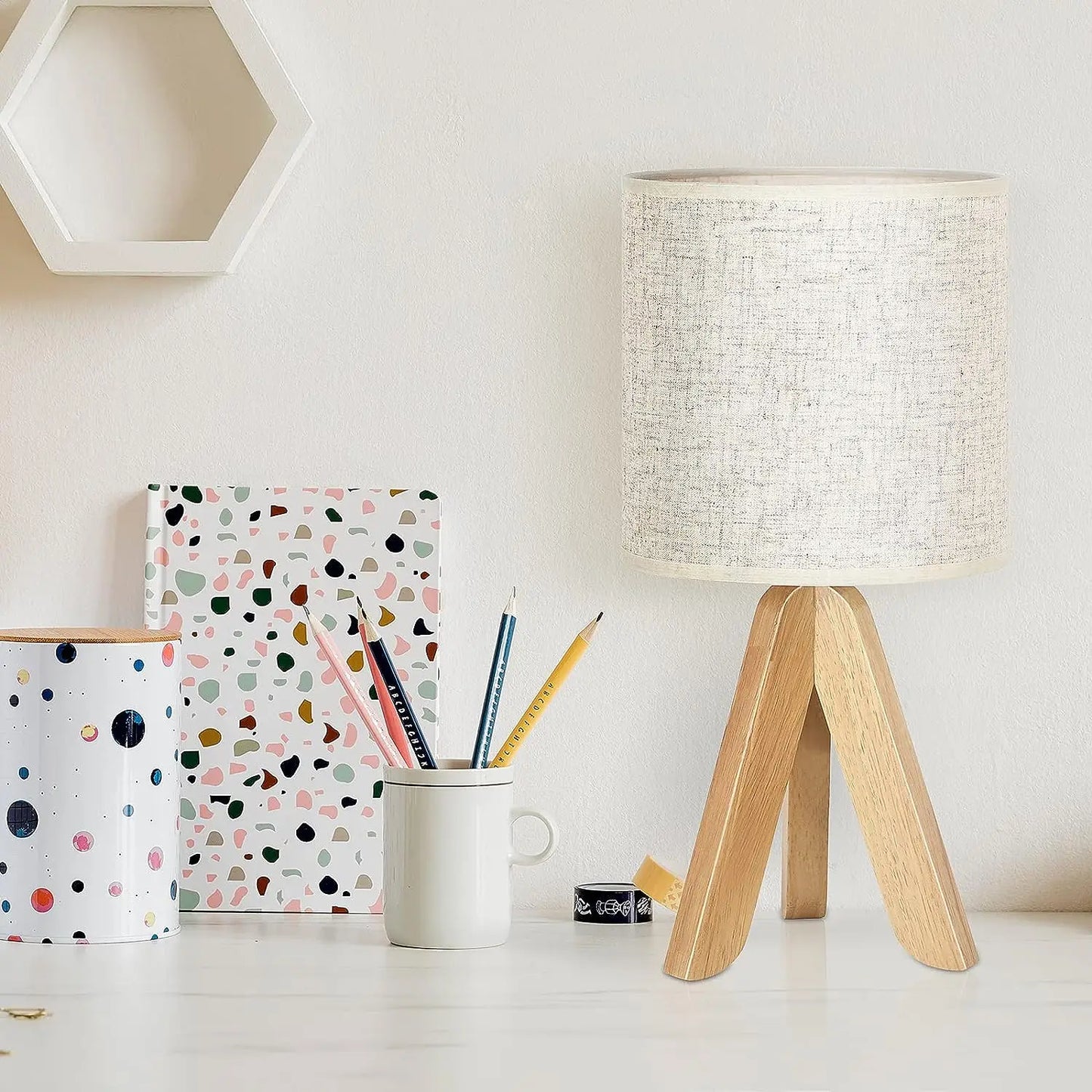 Wooden Bedside Table Lamp with Linen Shade – Modern Nightstand & Desk Lamp