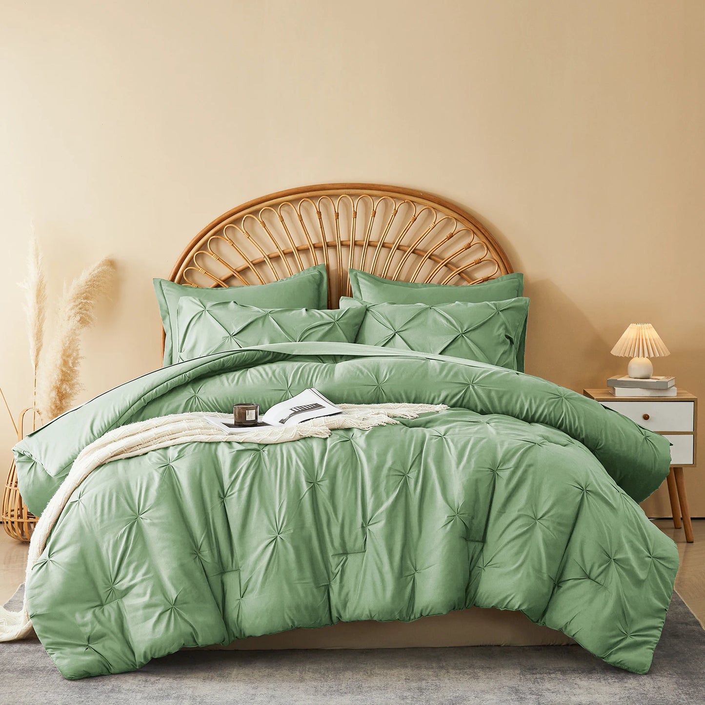 5/7-Piece Comforter Set – Queen “Bed-in-a-Bag” with Sheets & Pillowcases